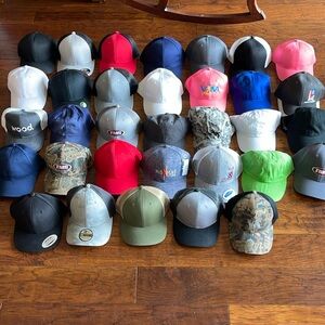 Lot of 33 trucker caps